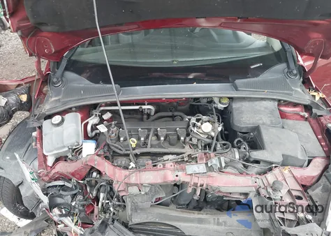 2016 Ford Focus Se z USA, uszkodzony, nr VIN 1FADP3F20GL334969